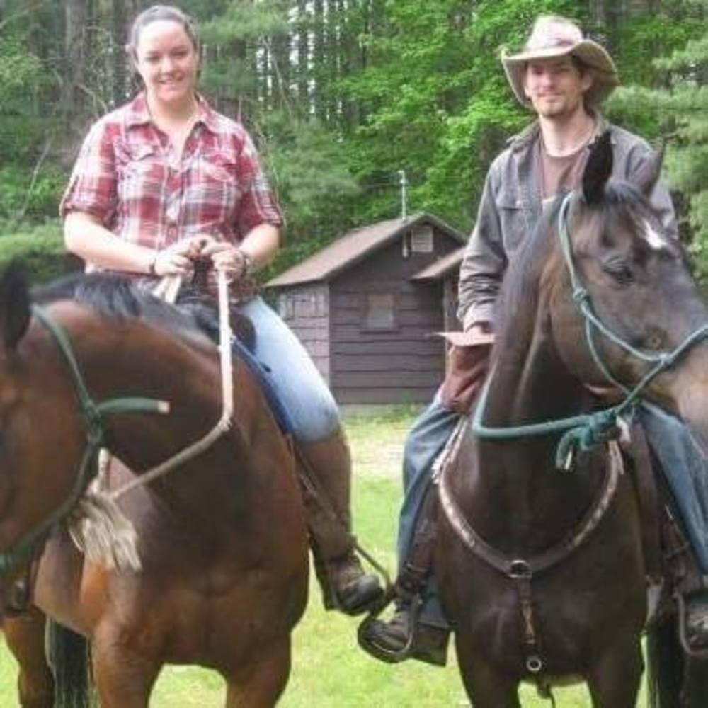 Meet your Posher, Leigh